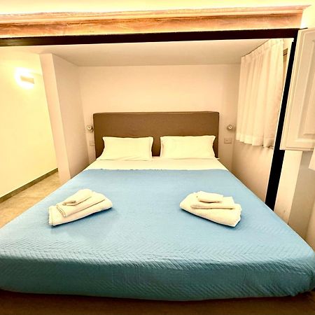 Cortile Nobile Luxury Suites คาตาเนีย ภายนอก รูปภาพ