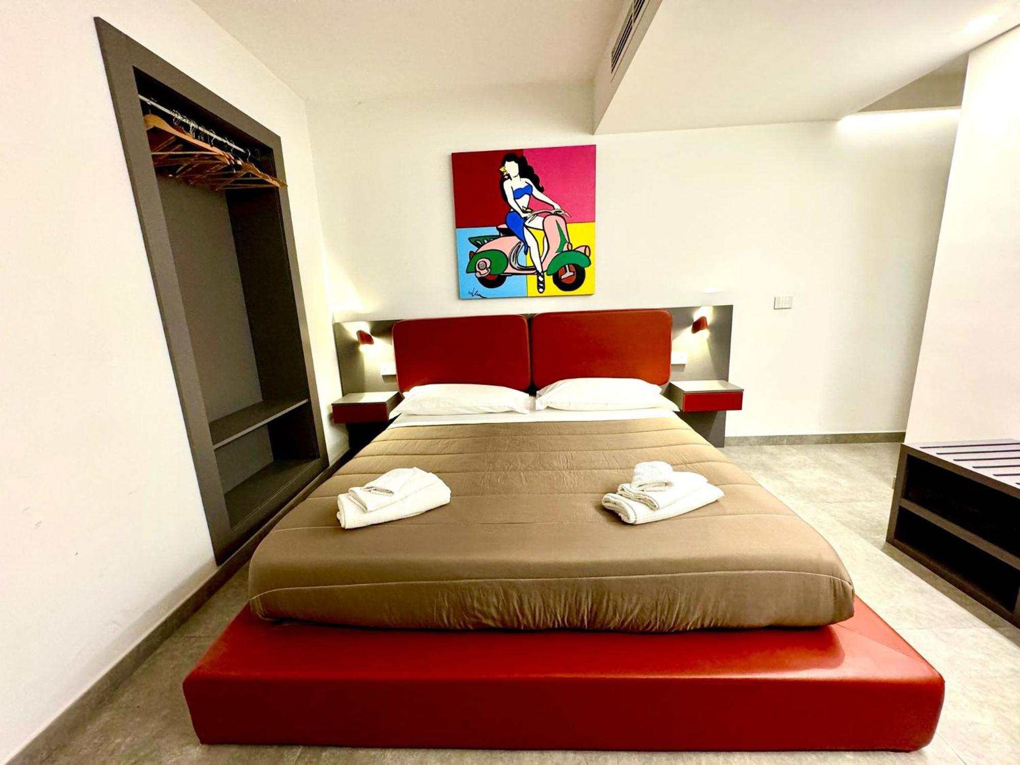 Cortile Nobile Luxury Suites คาตาเนีย ภายนอก รูปภาพ