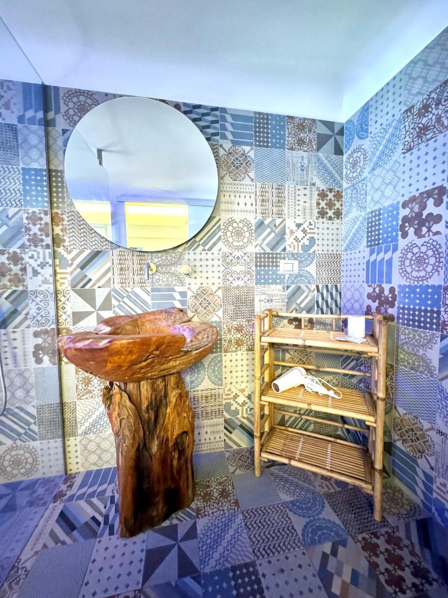 Cortile Nobile Luxury Suites คาตาเนีย ภายนอก รูปภาพ
