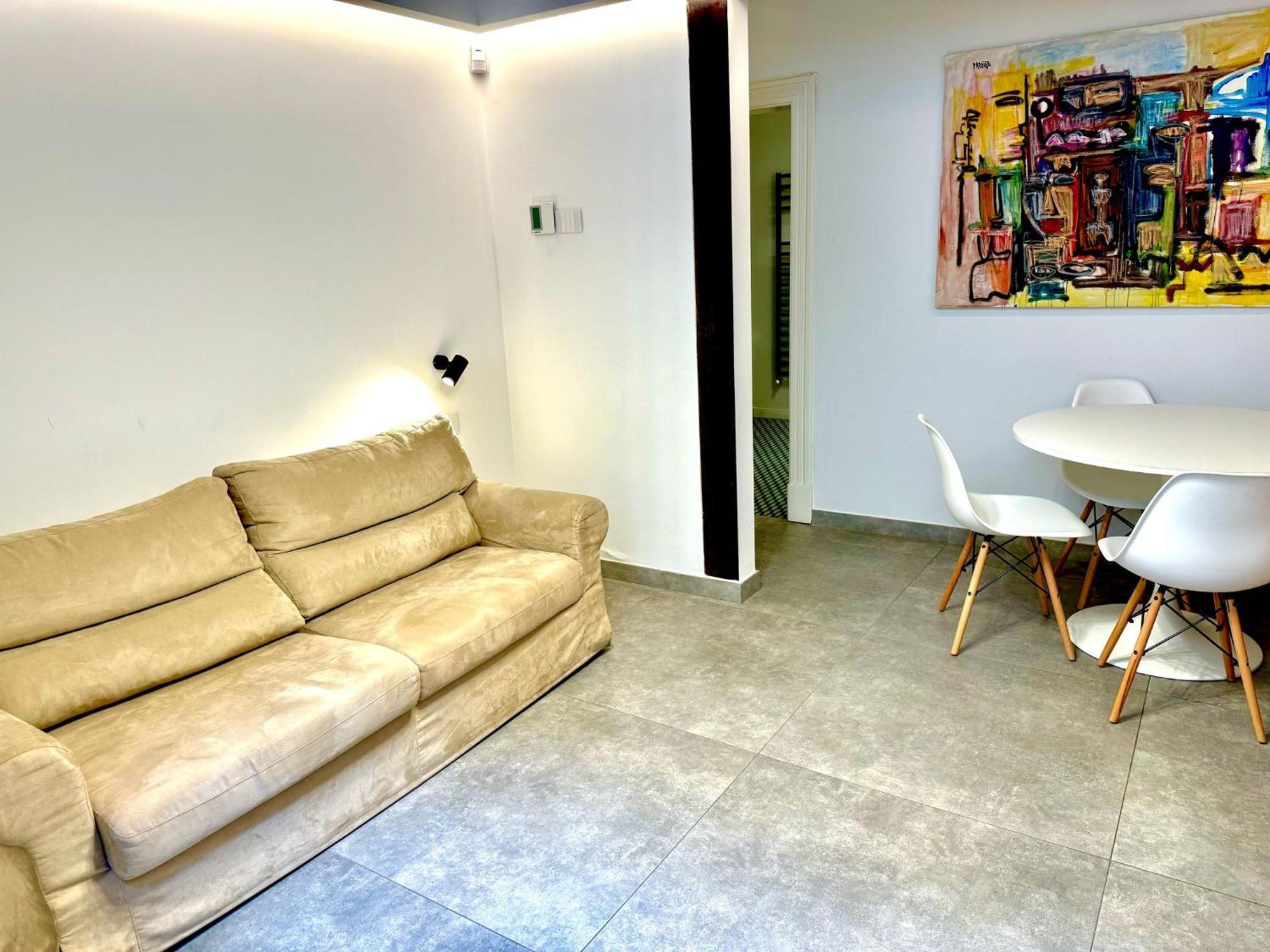 Cortile Nobile Luxury Suites คาตาเนีย ภายนอก รูปภาพ