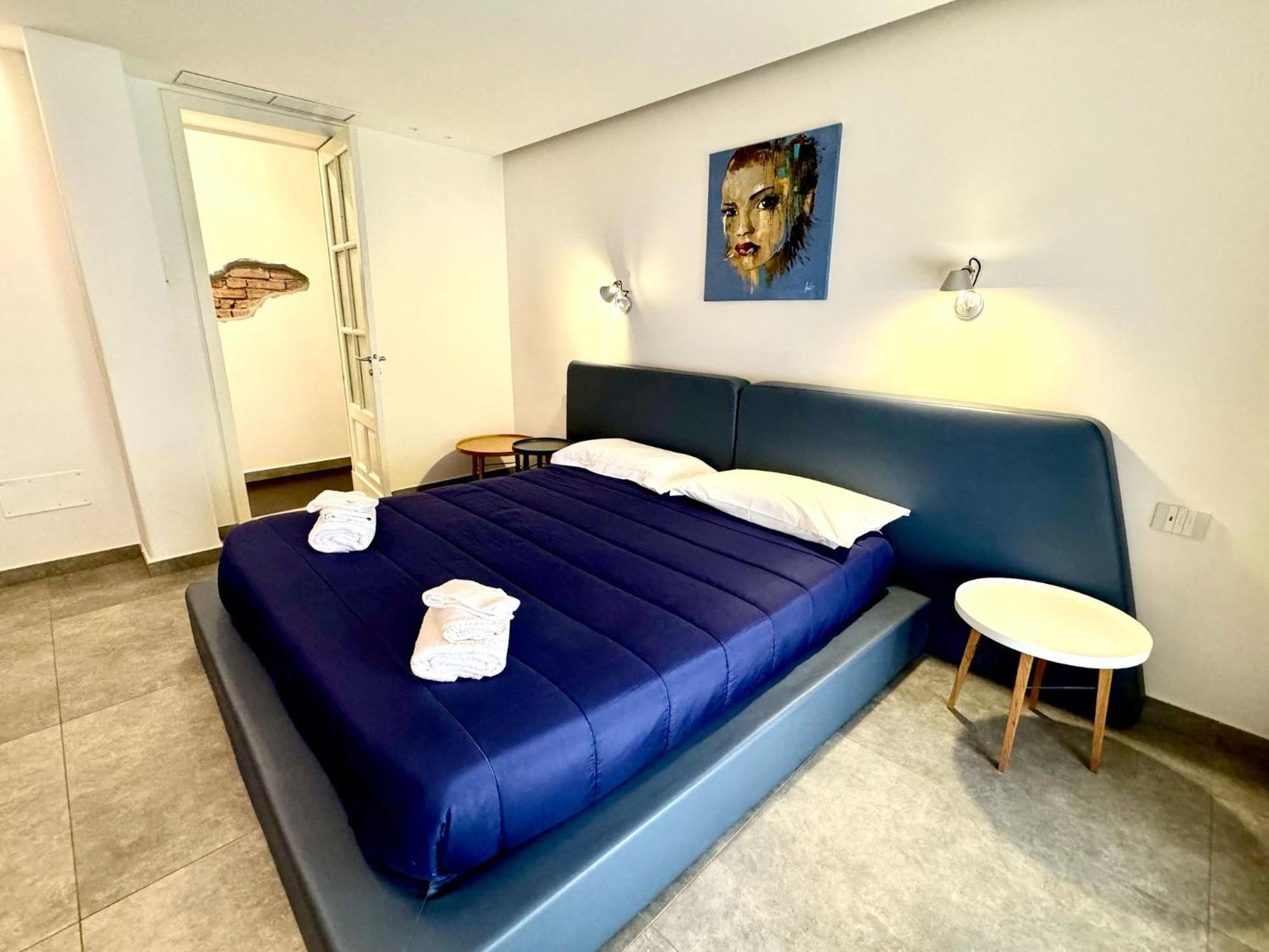 Cortile Nobile Luxury Suites คาตาเนีย ภายนอก รูปภาพ